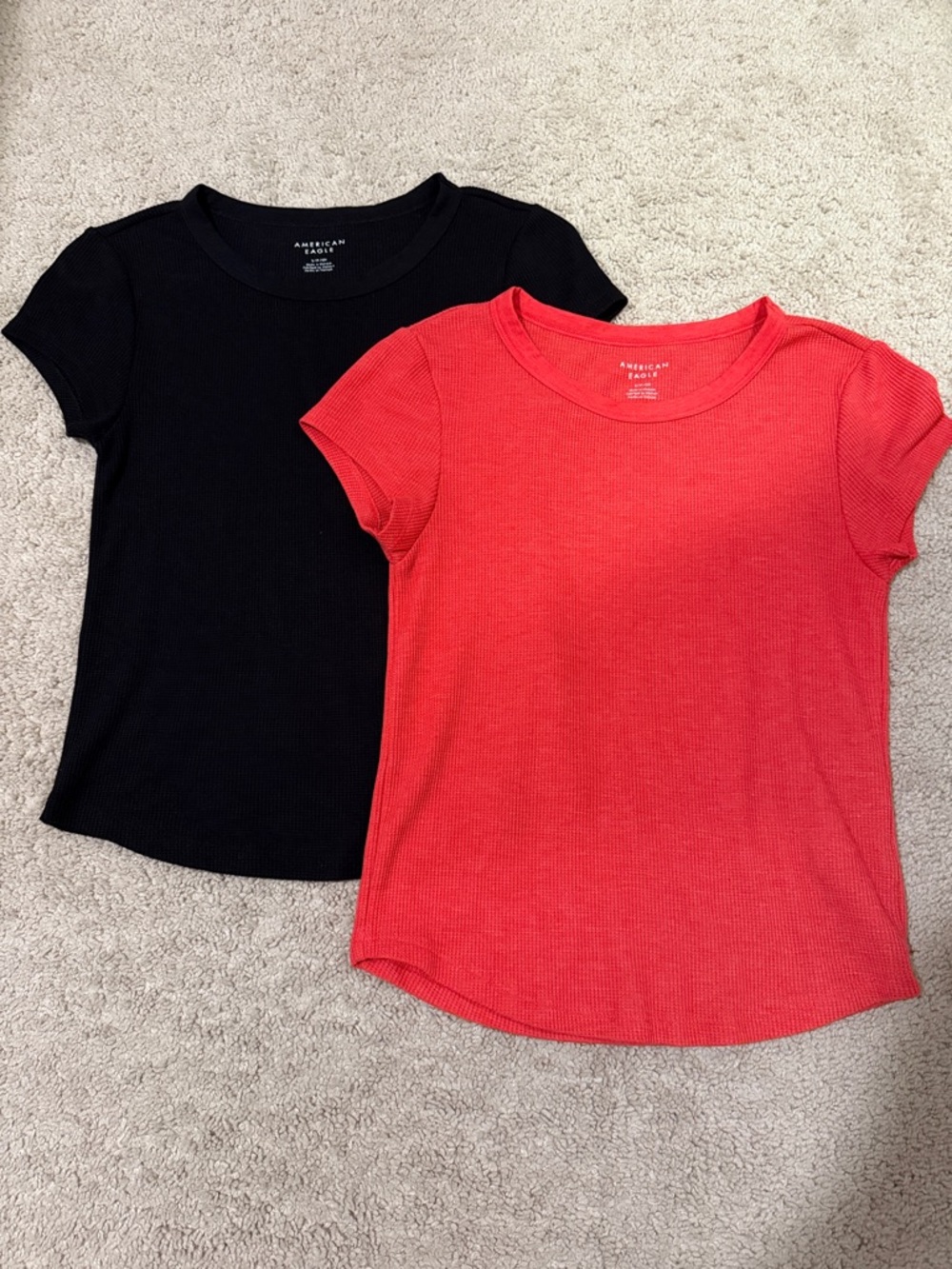 American Eagle Outfitters Short Sleeve Ribbed Tee - Red & Black